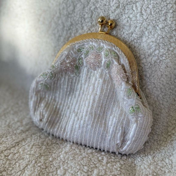 Chateau Handbags - Vintage Château beaded white clutch bridal wedding bride floral gold